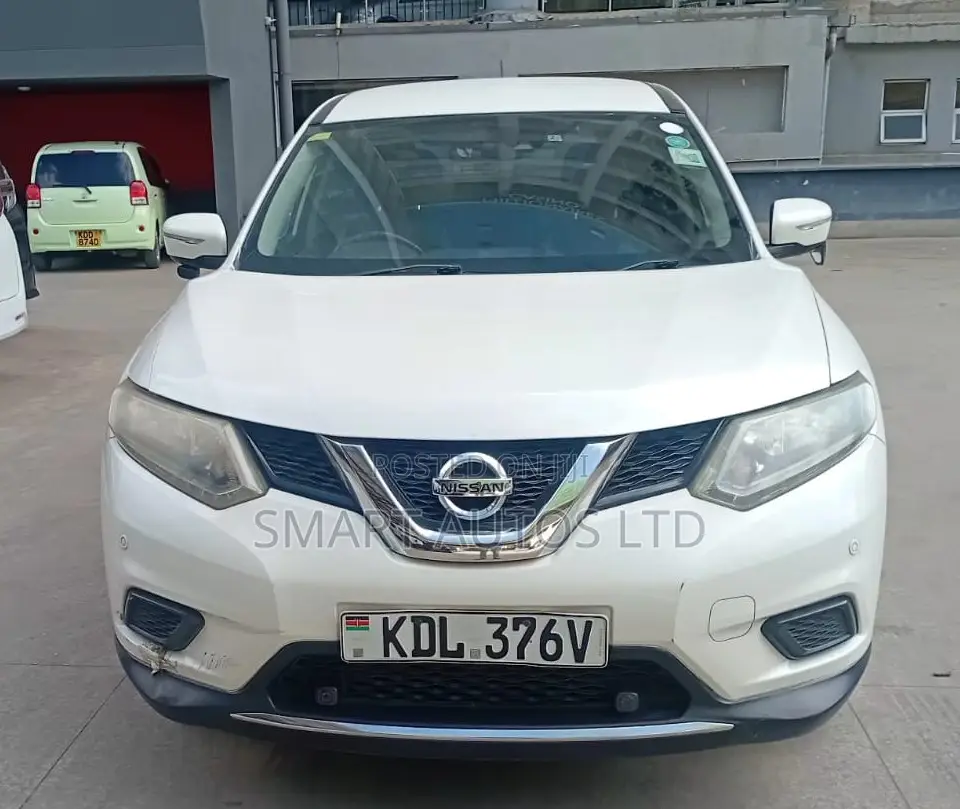 Nissan X-Trail 2016 White