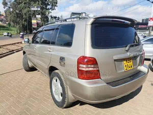 Toyota Kluger 2004 Gold