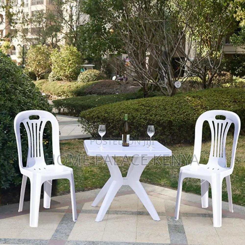 Plastic Chair; Modern Coffee Garden Stacking Chair for Outdoor Seating