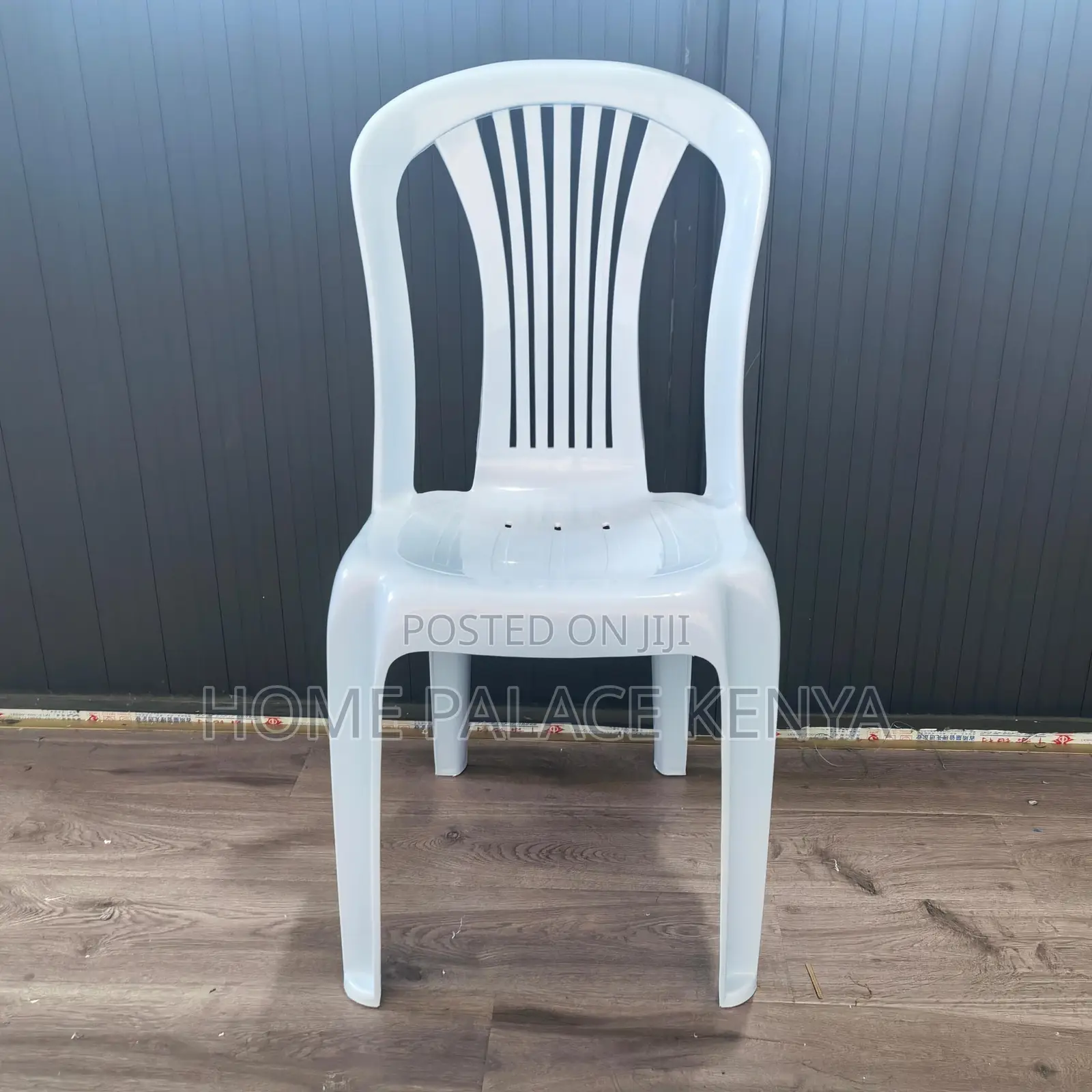 Plastic Chair; Modern Coffee Garden Stacking Chair for Outdoor Seating