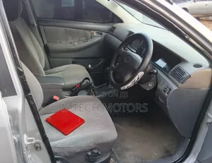 Toyota Corolla 2005 Silver