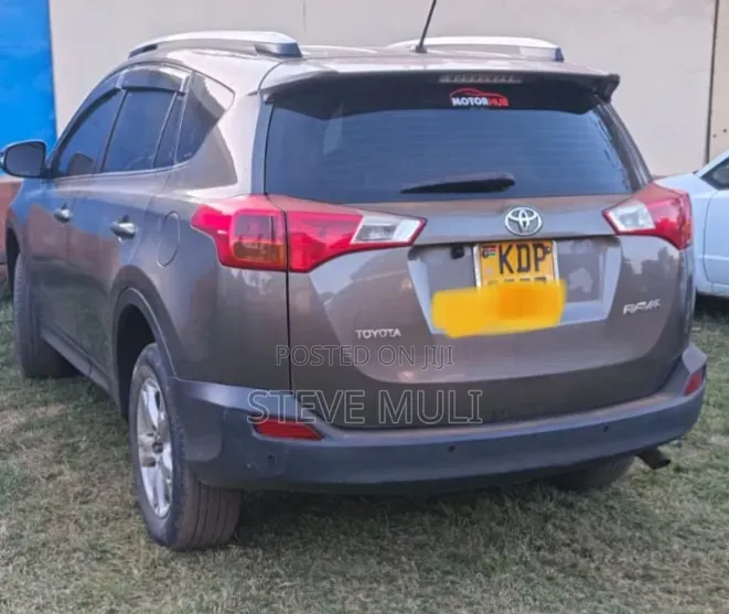 Toyota RAV4 2016 Brown