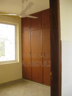 2bdrm Apartment in Ganjoni, Moi Avenue (Msa) for rent