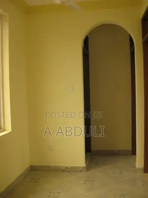 2bdrm Apartment in Ganjoni, Moi Avenue (Msa) for rent