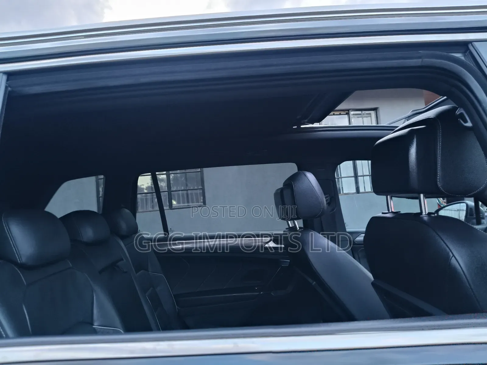 Volkswagen Tiguan 2.0T SEL Premium R-Line AWD 4MOTION 2019 Black