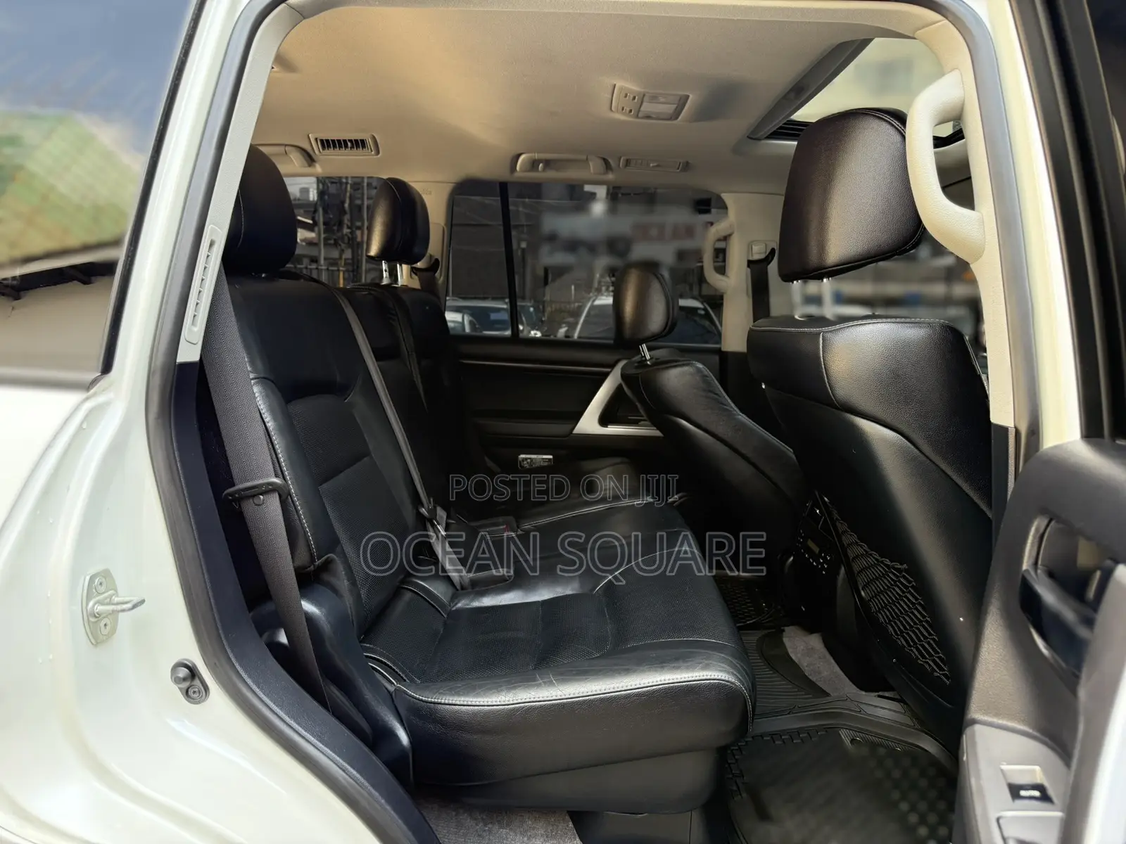 Toyota Land Cruiser 4.6 V8 AX G Selection 2015 White