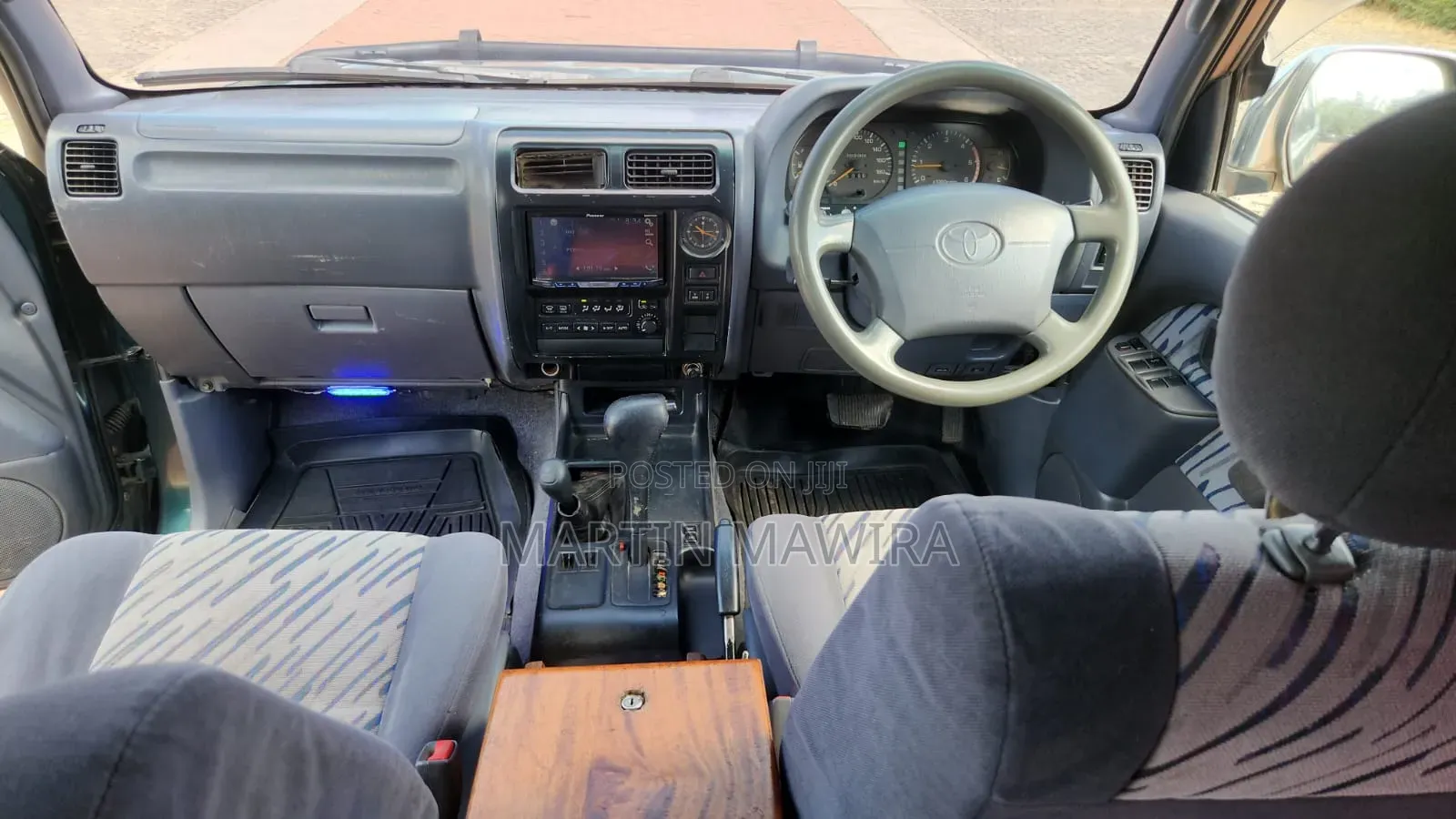 Toyota Land Cruiser Prado 1998 Green