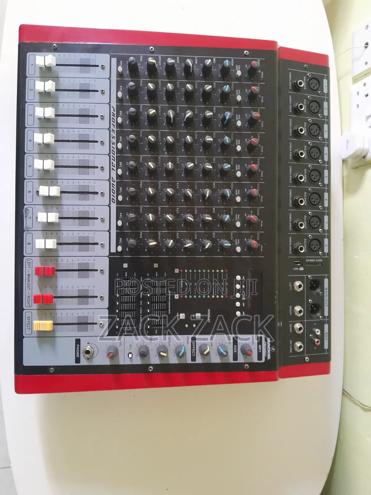 Bass Speaker Powered Mixer