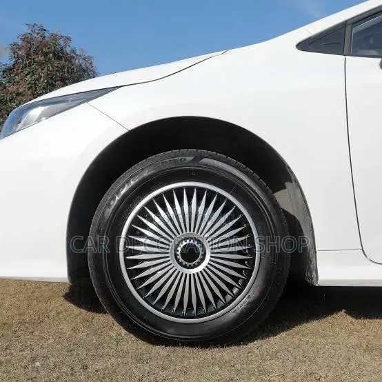 14" Wheel Covers With Aggressive Multi Spoke Blade Layout