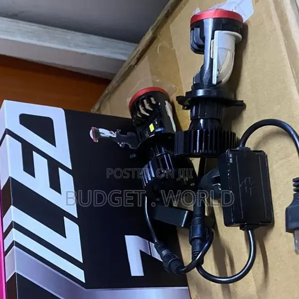 H4 Y7 LED Headlight Projector Lamp – Modern Car Lighting Bulb