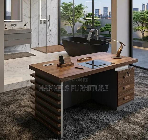 1.4m Executive Office Desk – Modern Spacious Office Table