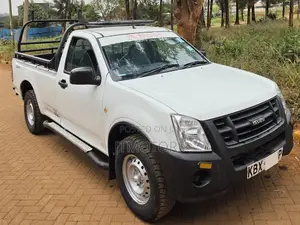 Isuzu D-MAX 2014 White