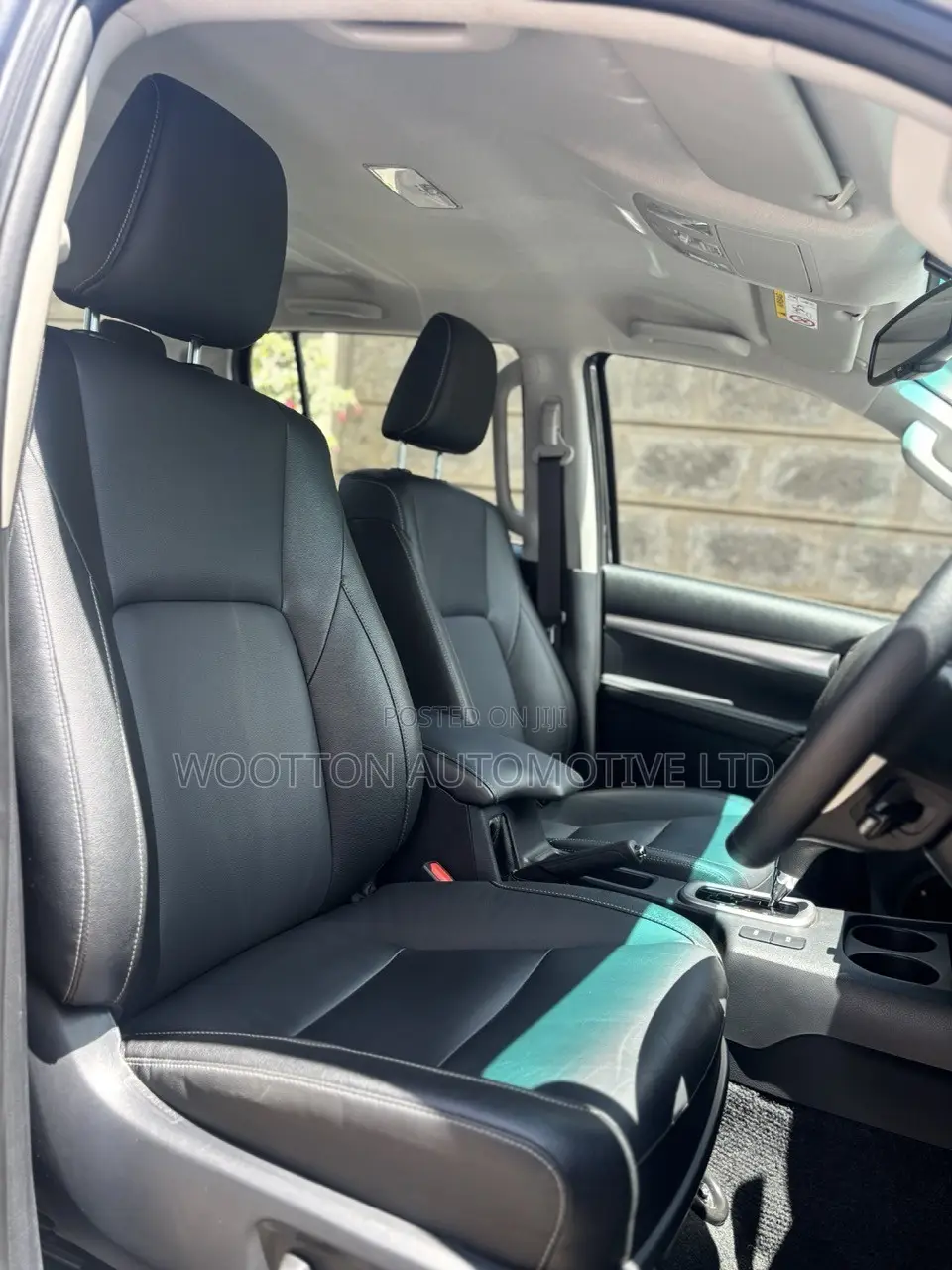 New Toyota Hilux 2024 Gray