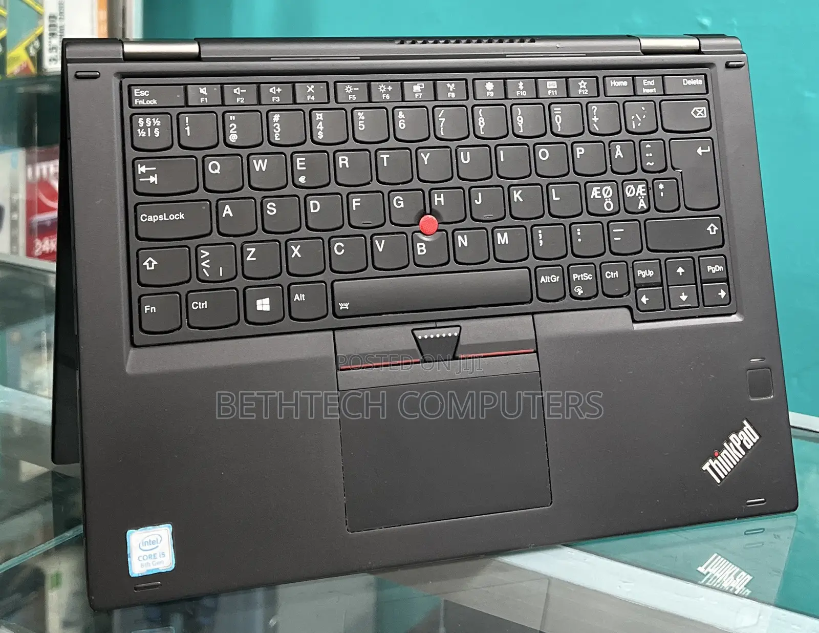 Laptop Lenovo ThinkPad X380 Yoga 8GB Intel Core i5 SSD 256GB