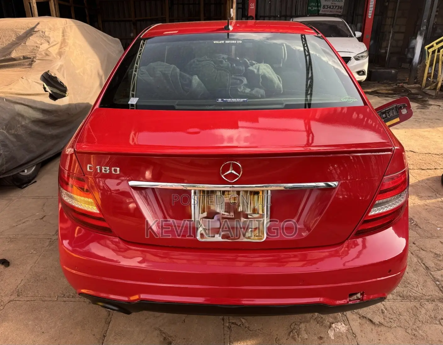 Mercedes-Benz C180 2014 Red
