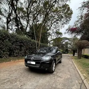Volkswagen Touareg VR6 Executive 2011 Black