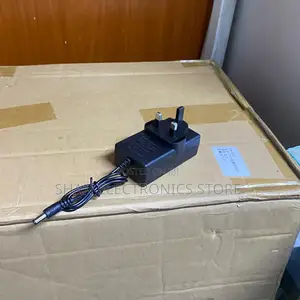 21V 1A Universal Lithium Battery Charger AC/DC Adapter CCTV Cameras