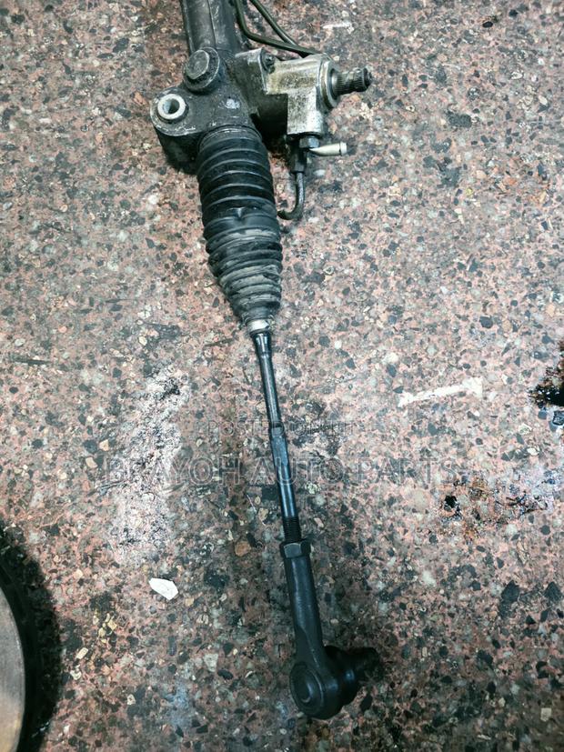 Nissan Extrail Nt30 Steering Rack