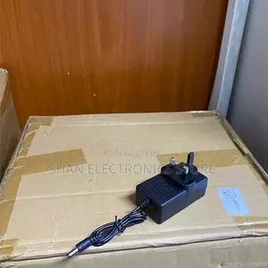 Lightweight Design AC DC Power Adapter for 21V Rechargeable 21V 1A