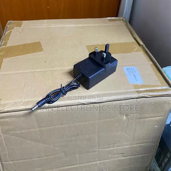 Lightweight 21V 1A Universal Lithium Battery Charger AC/DC Adapter