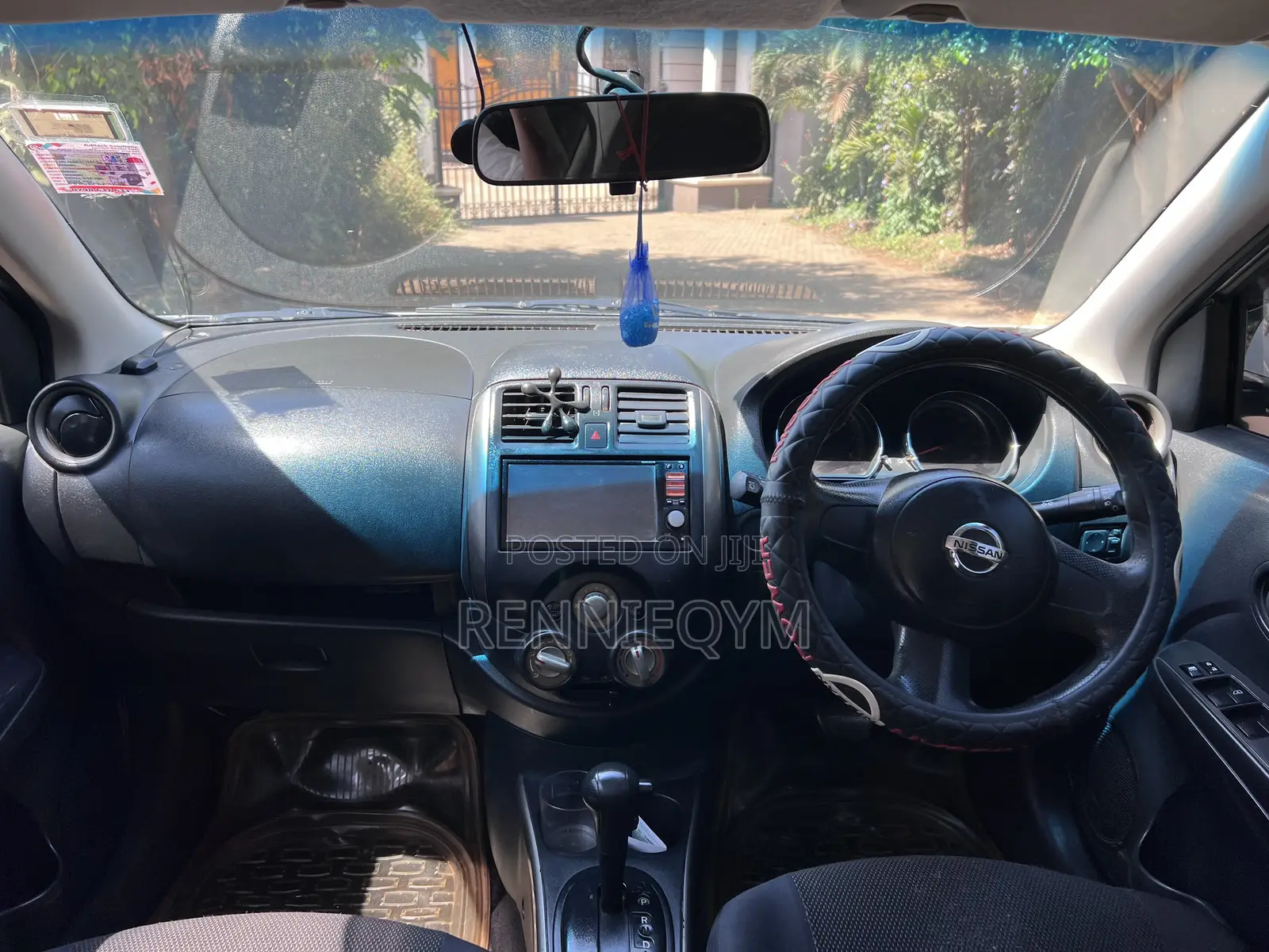 Nissan Tiida 2013 Silver