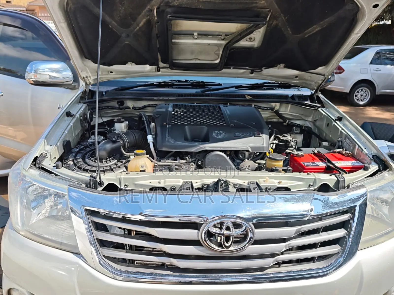 Toyota Hilux 2015 Silver