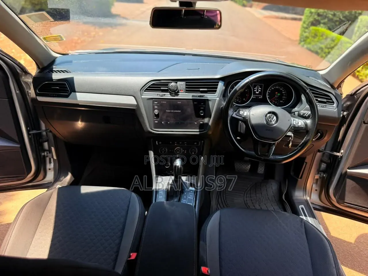 Volkswagen Tiguan 2020 Gray
