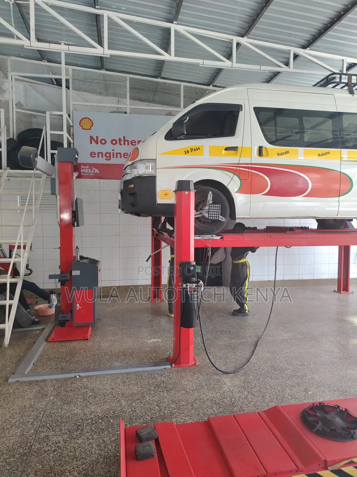Heavy Duty Vehicle Lifting Machine 4post 4tns Sunshine Italy