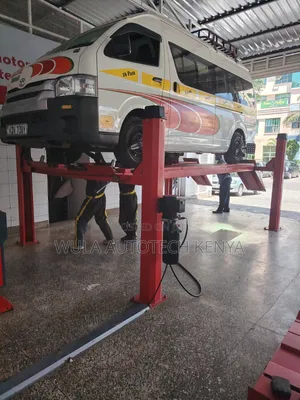 Heavy Duty Vehicle Lifting Machine 4post 4tns Sunshine Italy