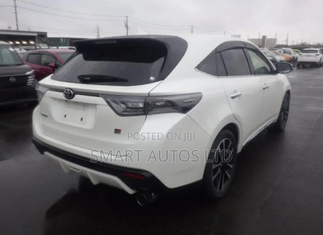 Toyota Harrier 2019 White