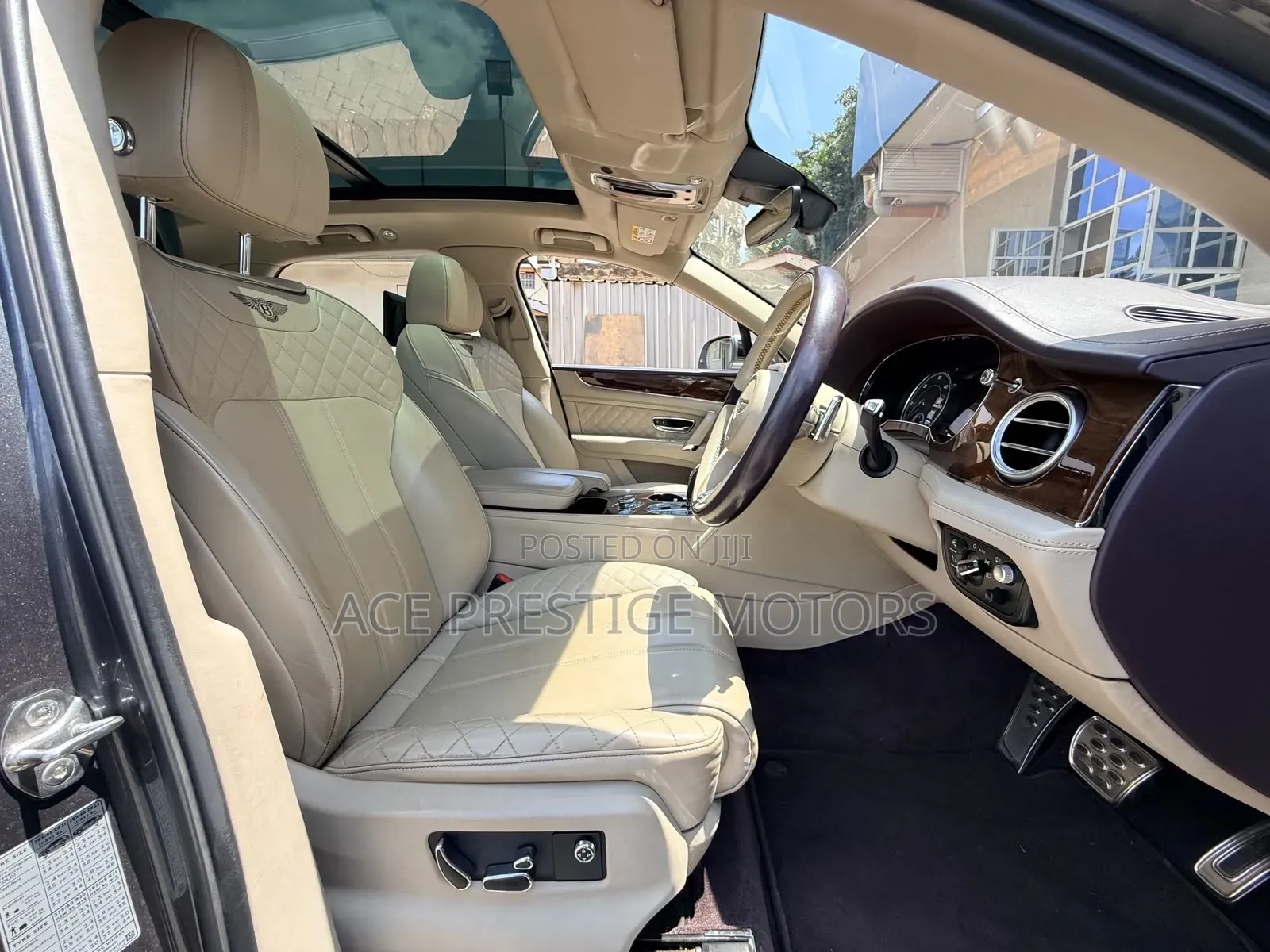 Bentley Bentayga 2018 Gray