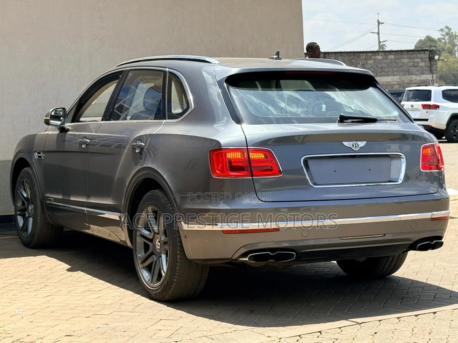 Bentley Bentayga 2018 Gray
