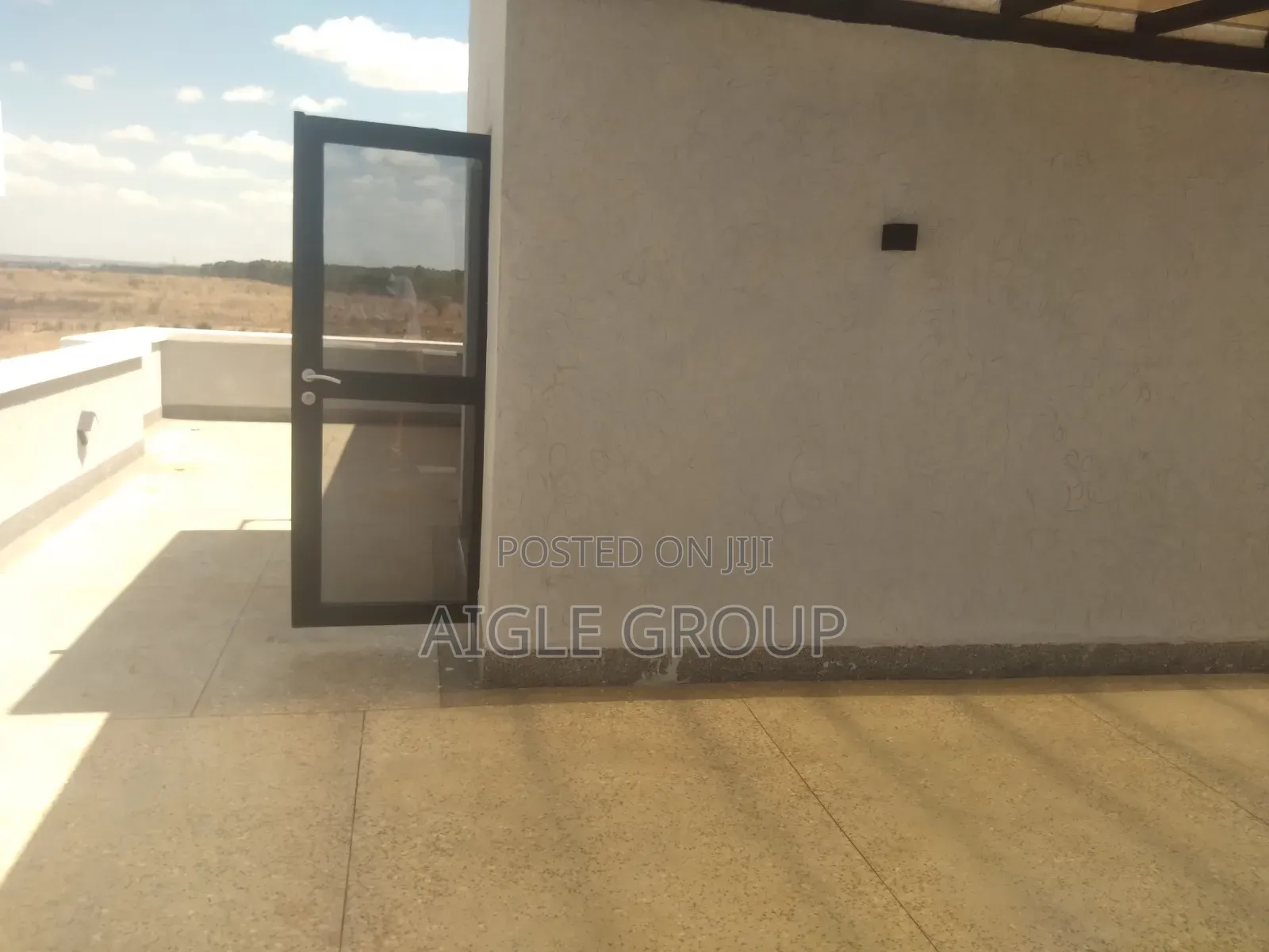 Khamakis 5 Bedroomed Mansion on Sale
