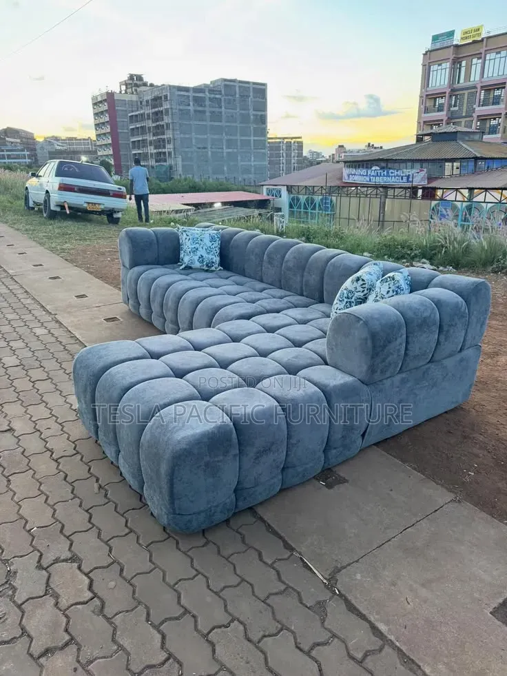 Modern Bubble Sofa Chair With Spring Cushions Free Delivery
