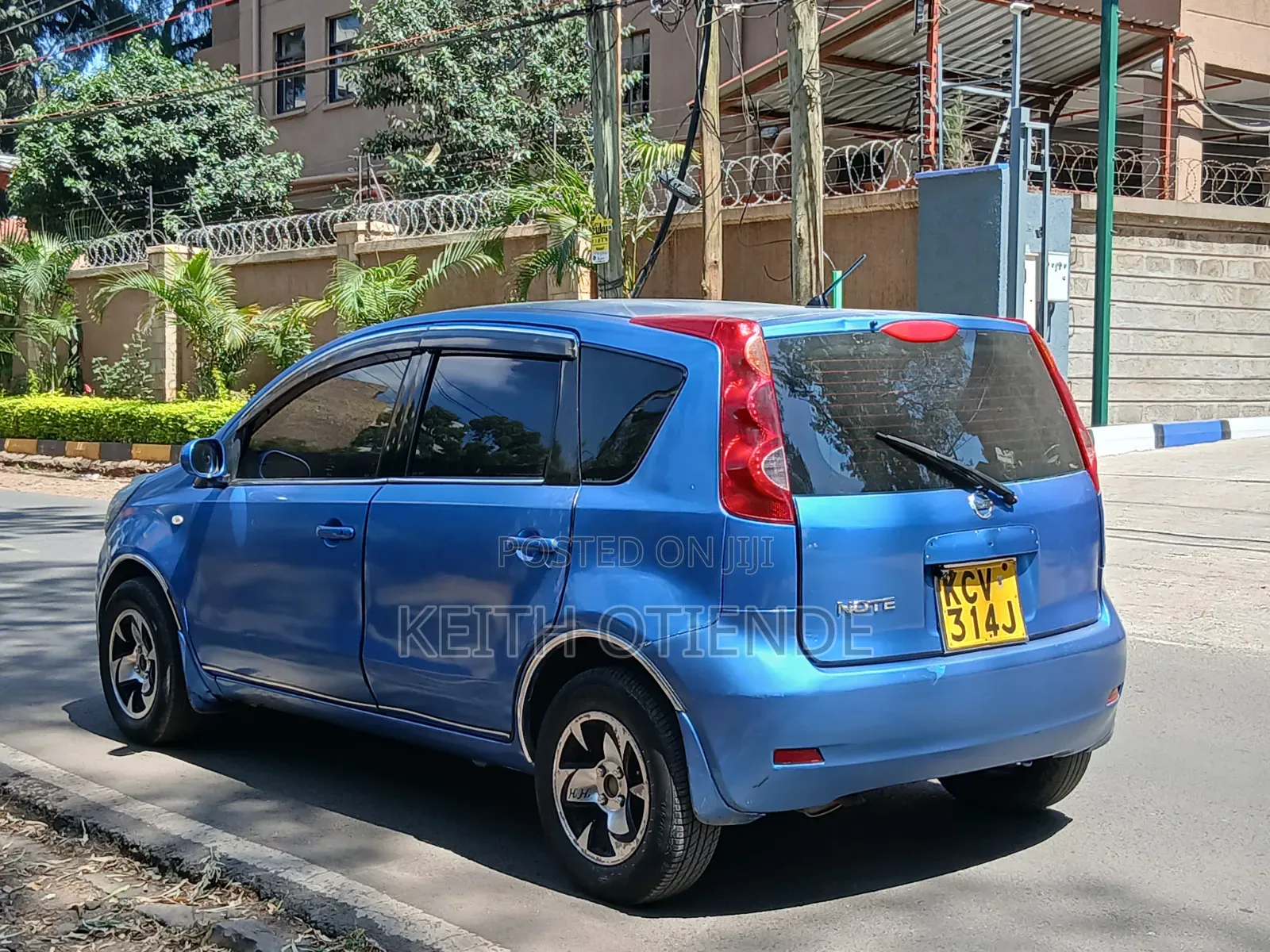 Nissan Note 2012 Blue