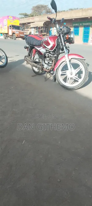 TVS HLX 125 2024 Red