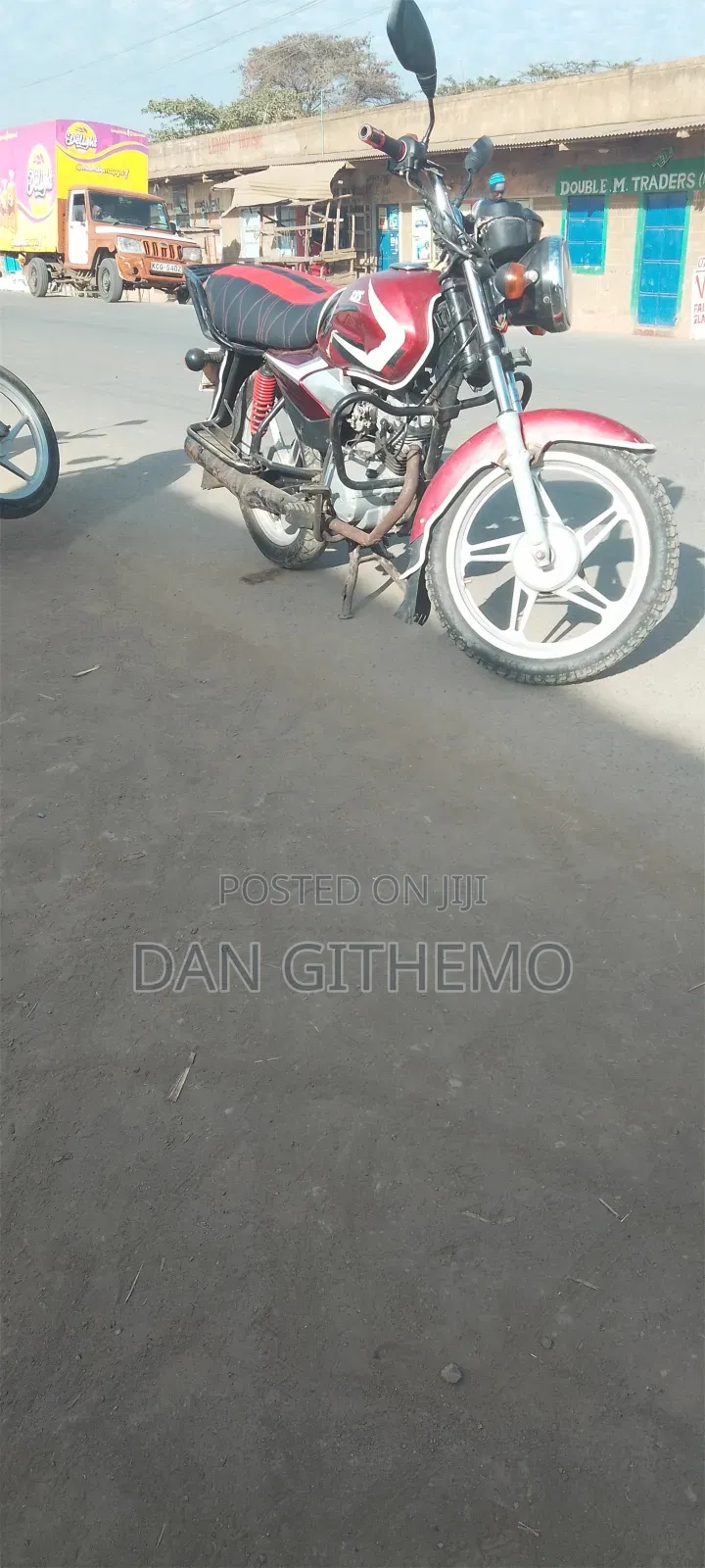 TVS HLX 125 2024 Red