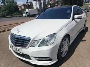 Mercedes-Benz E250 2011 Pearl