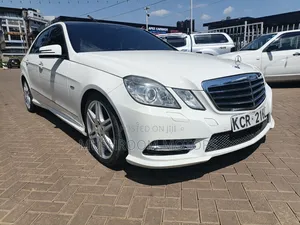 Mercedes-Benz E250 2011 Pearl