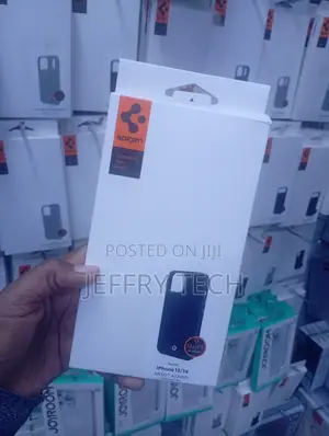 Spigen Enzo Aramid MagFit Case Packaging Box for the iPhone 13/14