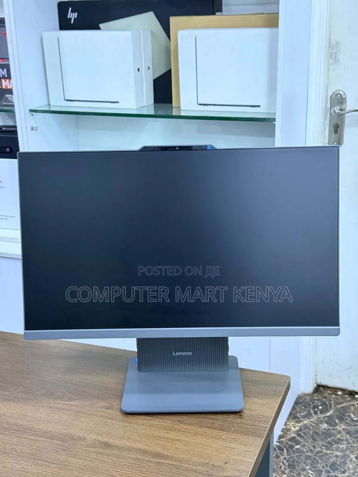 New Lenovo ideacentre AIO 330 8GB Intel Core i5 SSD 512GB