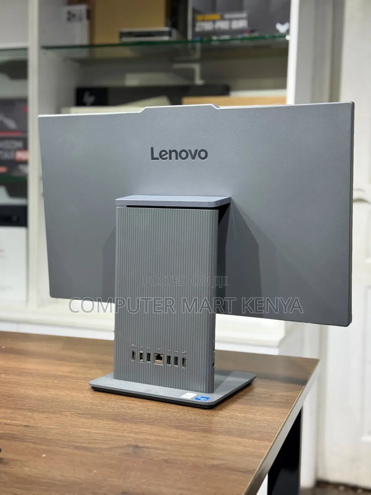 New Lenovo ideacentre AIO 330 8GB Intel Core i5 SSD 512GB