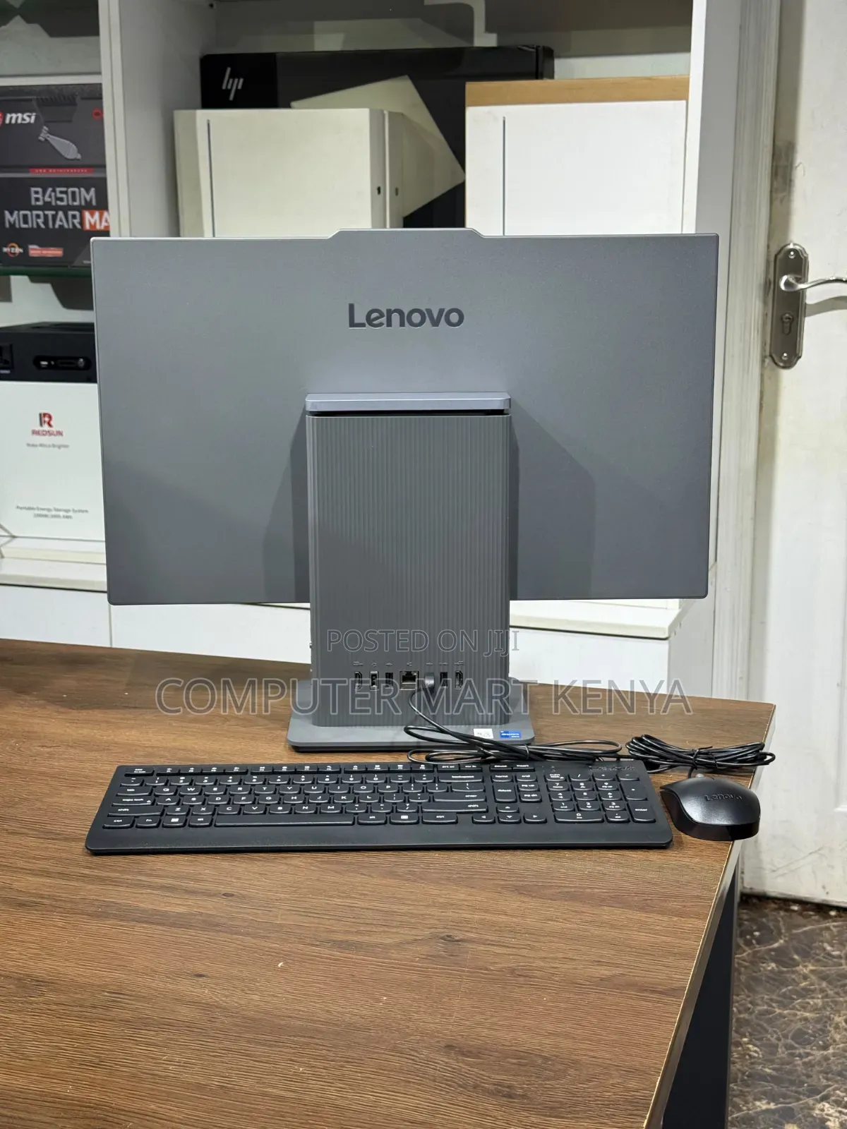 New Lenovo ideacentre AIO 330 8GB Intel Core i5 SSD 512GB