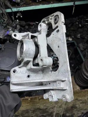 Lafesta Gearbox Mounting