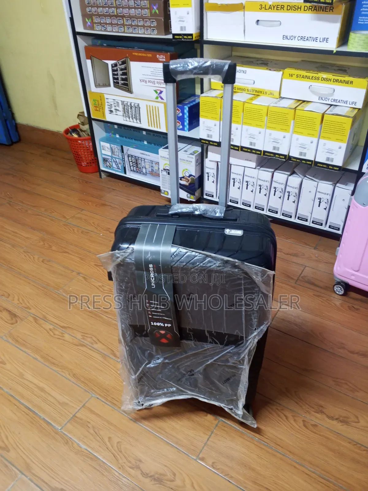 Unbreakable Rubber PP Suitcase Set Medium