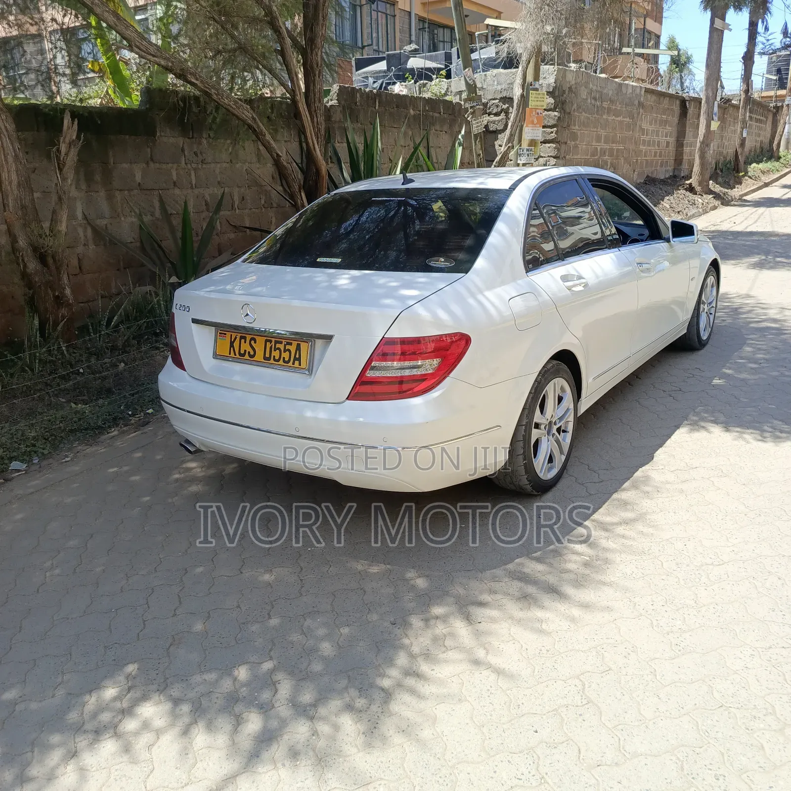 Mercedes-Benz C200 2012 White