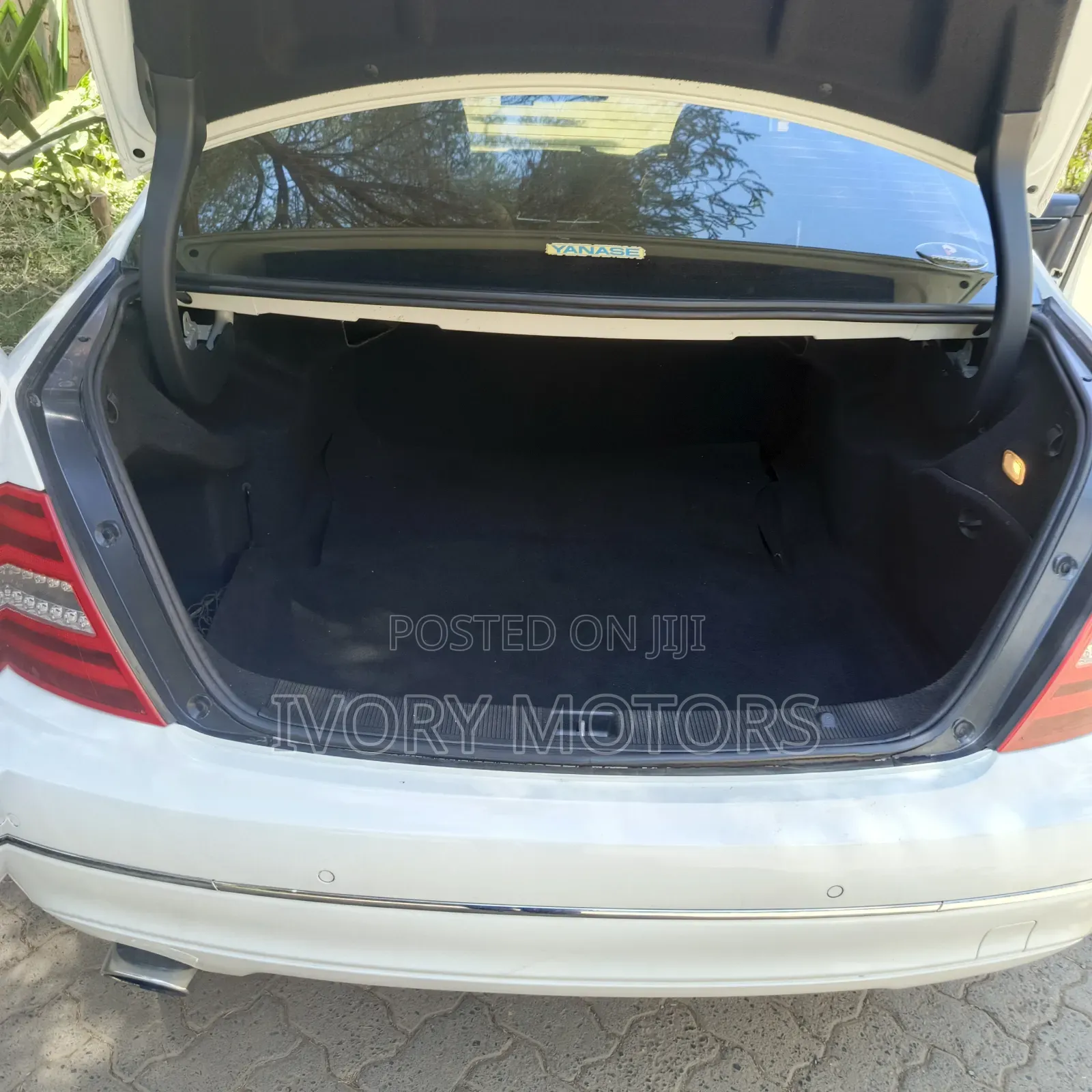 Mercedes-Benz C200 2012 White