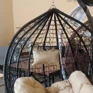 Outdoor Swing Chair in Round