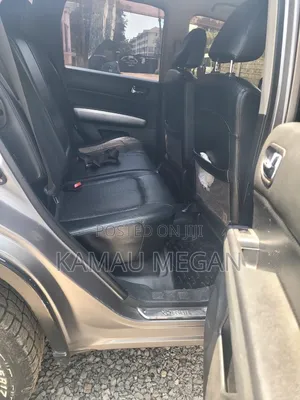 Nissan X-Trail 2010 Silver