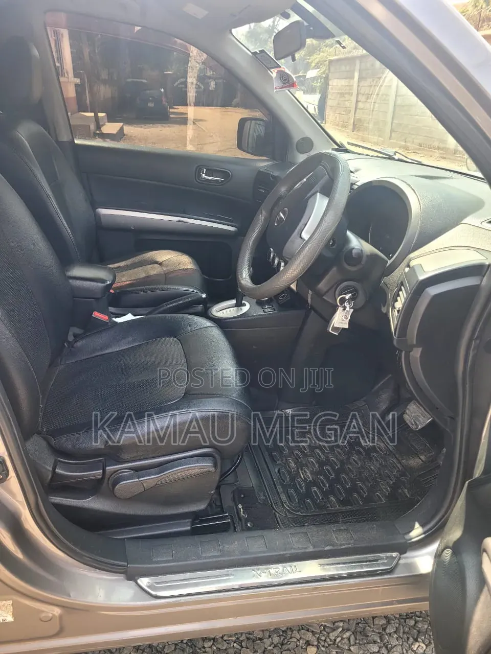 Nissan X-Trail 2010 Silver